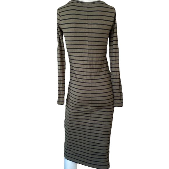 Forever 21 Long Sleeve Midi Dress Size Small - Picture 2 of 4